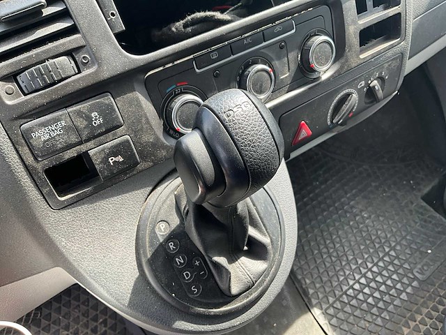2013 volkswagen transporter kombi 2.0tdi bedrijfswagen 19-zhb-8 - afbeelding 18 van  38