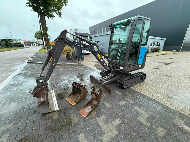 2013 volvo ec18c minigraafmachine - afbeelding 1 van  26