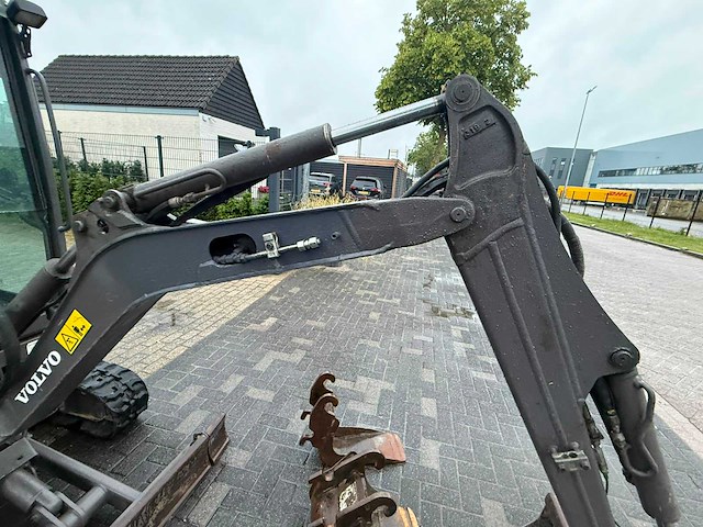 2013 volvo ec18c minigraafmachine - afbeelding 16 van  26