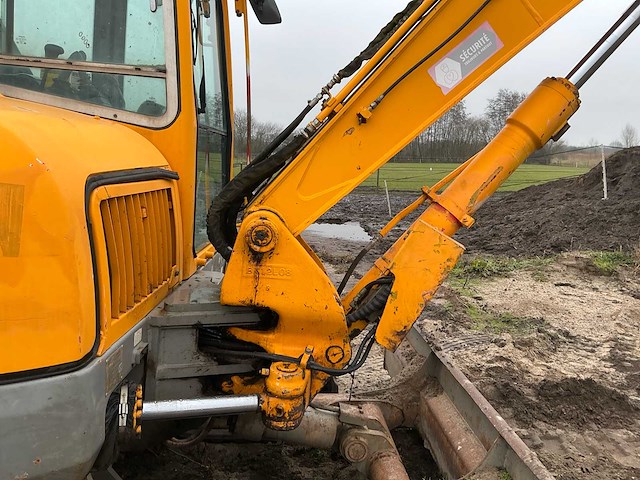 2013 volvo ecr88 rupsgraafmachine - afbeelding 30 van  33