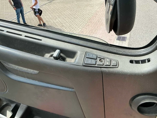2013 volvo fh13.460 vrachtwagen - afbeelding 33 van  44