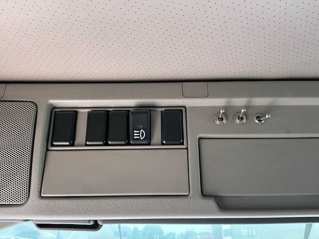 2013 volvo fh13.460 vrachtwagen - afbeelding 41 van  44