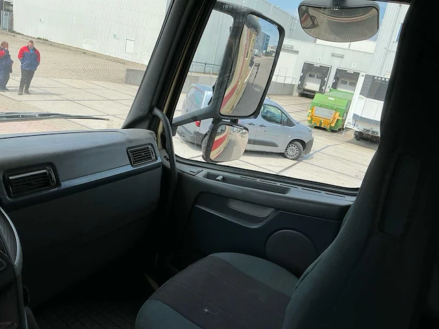 2013 volvo fh13.460 vrachtwagen - afbeelding 36 van  44