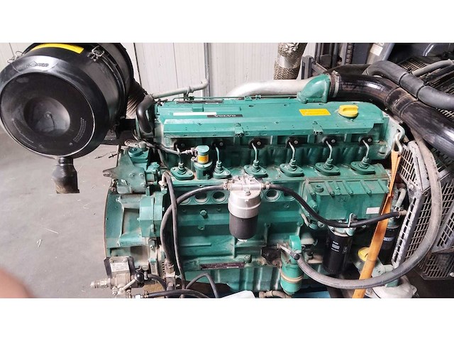 2013 volvo penta tad731ge industriële dieselmotor (148 kw) - afbeelding 2 van  9