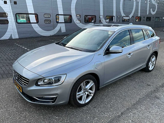 2013 volvo v60 2.4 d6 awd personenauto 1-stp-08 - afbeelding 1 van  46