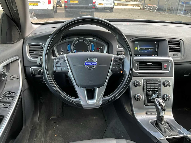 2013 volvo v60 2.4 d6 awd personenauto 1-stp-08 - afbeelding 18 van  46