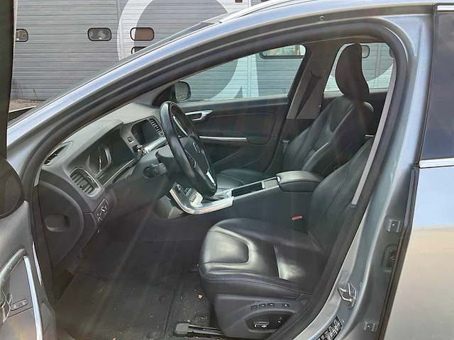2013 volvo v60 2.4 d6 awd personenauto 1-stp-08 - afbeelding 45 van  46