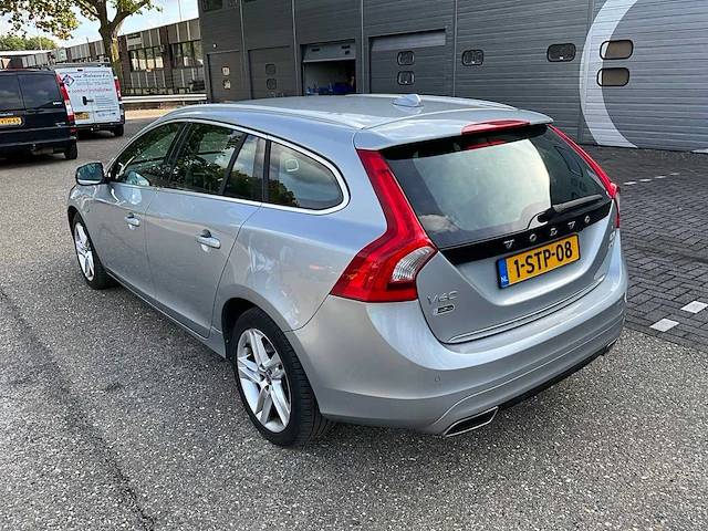 2013 volvo v60 2.4 d6 awd personenauto 1-stp-08 - afbeelding 29 van  46