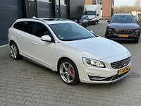 2013 volvo v60 2.4d6 awd plug in hybrid summum - afbeelding 23 van  36