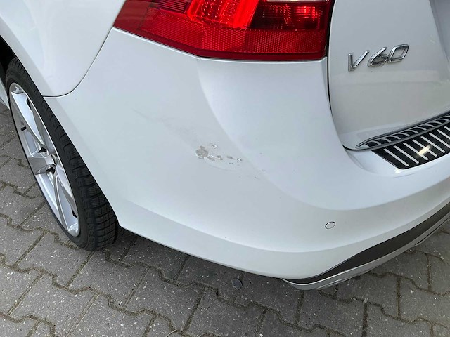 2013 volvo v60 2.4d6 awd plug in hybrid summum - afbeelding 34 van  36