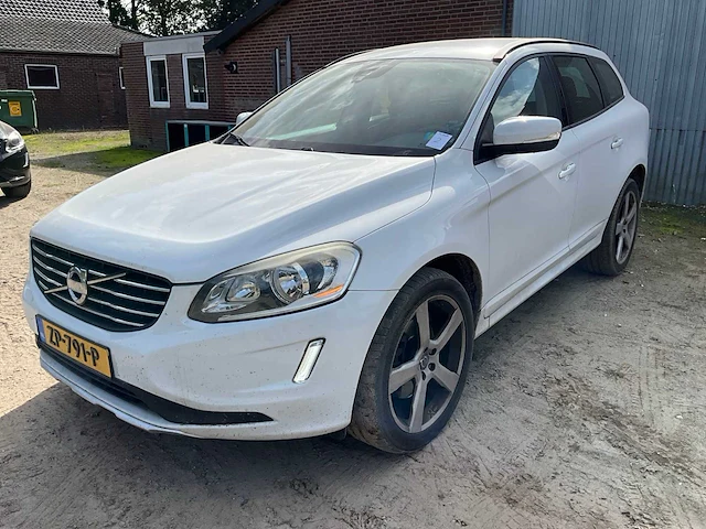 2013 volvo xc60 2.4 d4 kinetic personenauto - afbeelding 1 van  26