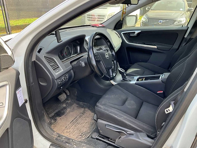 2013 volvo xc60 2.4 d4 kinetic personenauto - afbeelding 26 van  26