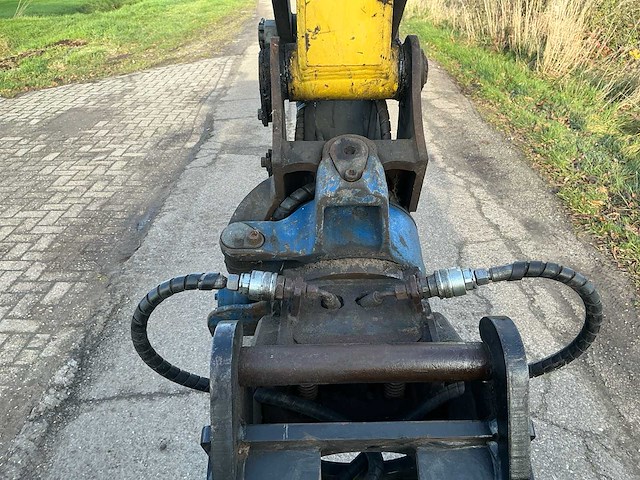 2013 wacker neuson 6503-2 banden graafmachine - afbeelding 9 van  48