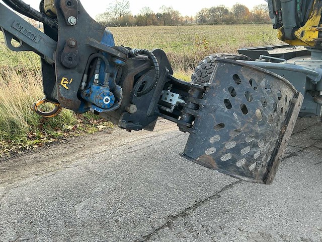 2013 wacker neuson 6503-2 banden graafmachine - afbeelding 11 van  48