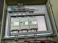 2013 zumtobel onlitecentral cps centrale noodverlichting / noodstroominstalatiekast - afbeelding 3 van  6