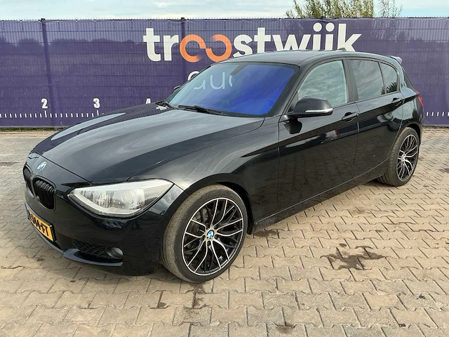 2014 - bmw - 1-serie - 116i - personenauto - afbeelding 1 van  17