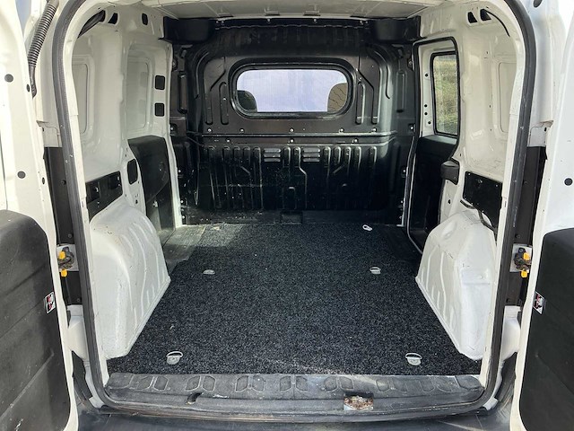 2014 - fiat - doblò cargo - 1.3 m-jet actual - bedrijfswagen - afbeelding 8 van  12