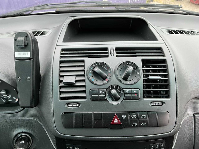 2014 - hondenvervoer - mercedes-benz - vito - 113 cdi 320 l.dc co+ - bedrijfswagen/hondenwagen - afbeelding 7 van  22