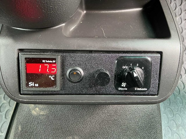 2014 - hondenvervoer - mercedes-benz - vito - 113 cdi 320 l.dc co+ - bedrijfswagen/hondenwagen - afbeelding 8 van  22