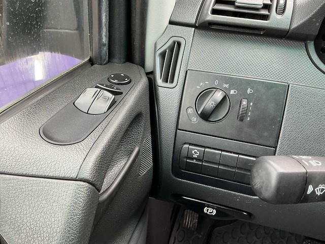 2014 - hondenvervoer - mercedes-benz - vito - 113 cdi 320 l.dc co+ - hondenwagen/bedrijfswagen - afbeelding 13 van  22