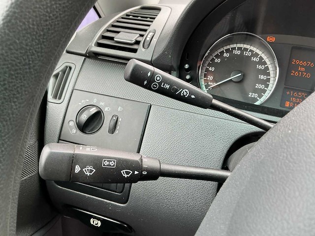 2014 - hondenvervoer - mercedes-benz - vito - 113 cdi 320 l.dc co+ - hondenwagen/bedrijfswagen - afbeelding 20 van  22
