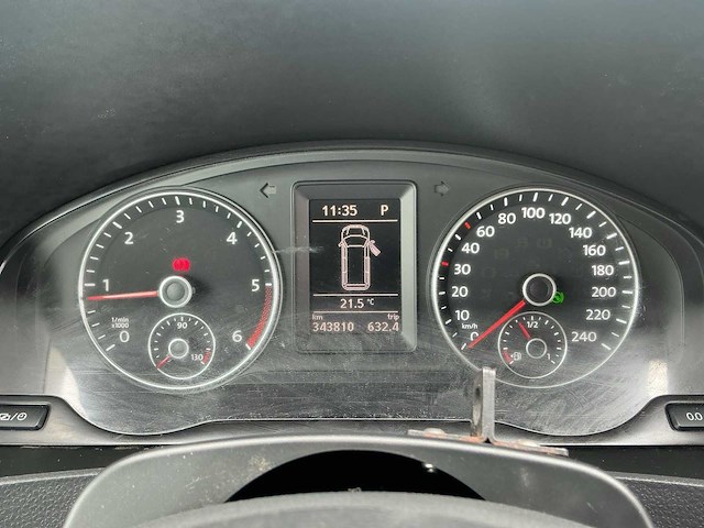 2014 - hondenvervoer - volkswagen - transporter - 2.0 tdi l1h1 com. dc - bedrijfswagen/hondenwagen - afbeelding 2 van  14