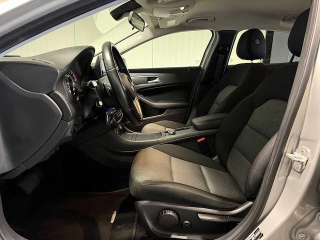 2014 - mercedes-benz - gla-klasse - 200 ambition 3-xhs-57 iaw - afbeelding 9 van  22
