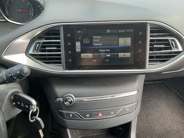 2014 - peugeot - 308 sw - 1.2 e-thp blue lease - personenauto - afbeelding 11 van  11
