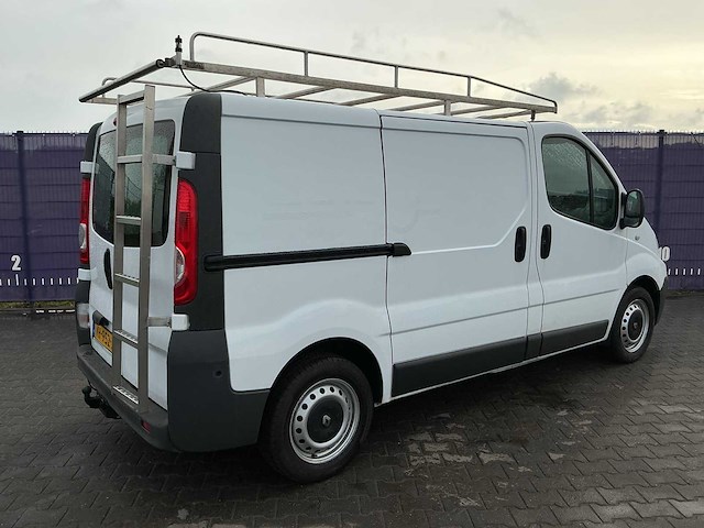 2014 - renault - trafic - 2.0 dci t27 l1h1 eco - bedrijfswagen - afbeelding 8 van  13