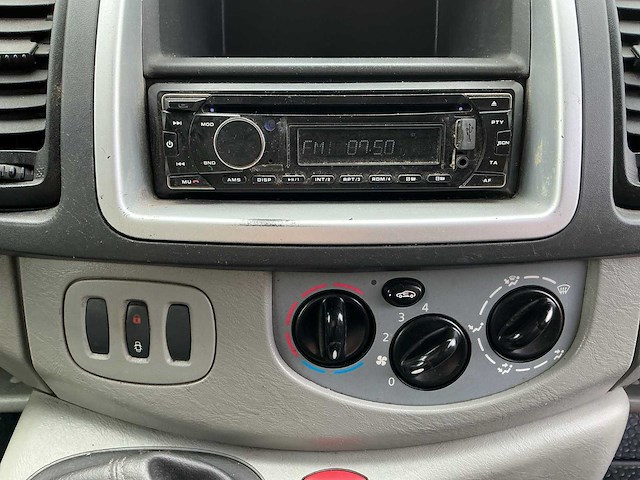 2014 - renault - trafic - 2.0 dci t27 l1h1 eco - bedrijfswagen - afbeelding 13 van  13