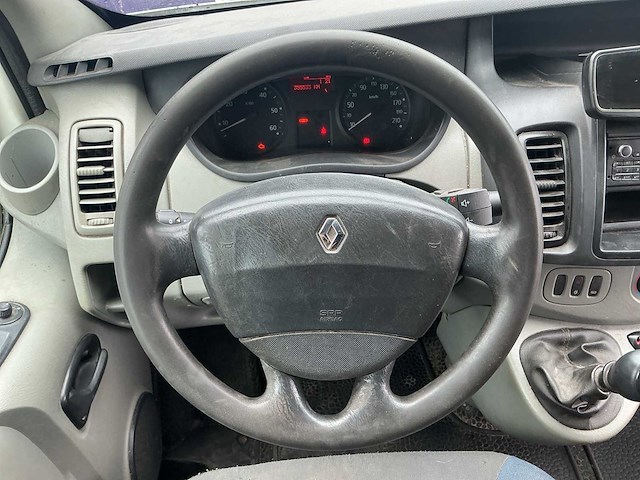 2014 - renault - trafic - 2.0 dci t29 l2h1 eco - bedrijfswagen - afbeelding 2 van  6