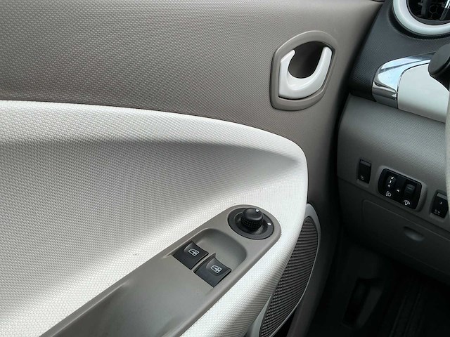 2014 - renault - zoe - q210 zen qc 22 - personenauto - afbeelding 3 van  13
