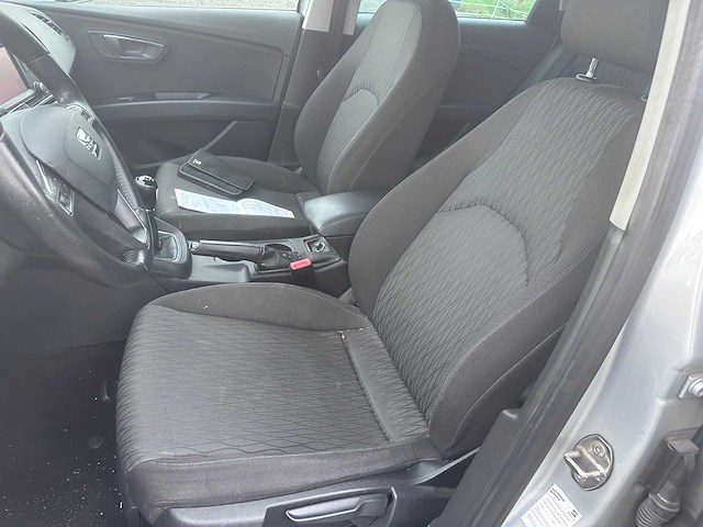 2014 - seat - leon st - 1.6 tdi st. bns. ec. - 3-xkv-14 - afbeelding 12 van  18