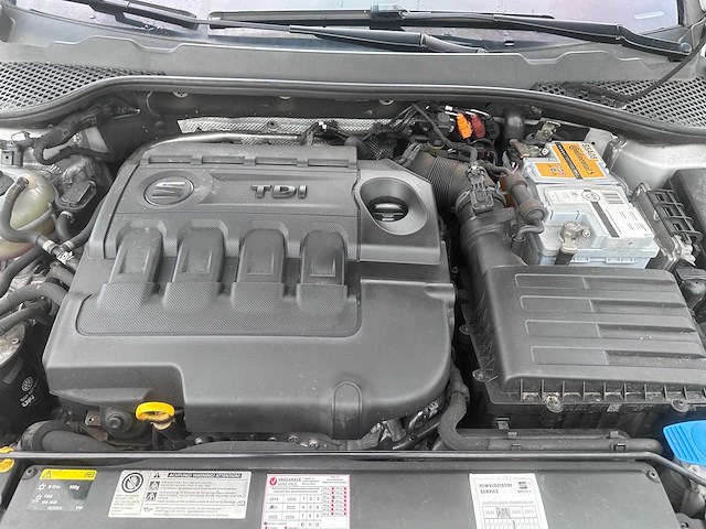 2014 - seat - leon st - 1.6 tdi st. bns. ec. - 3-xkv-14 - afbeelding 15 van  18