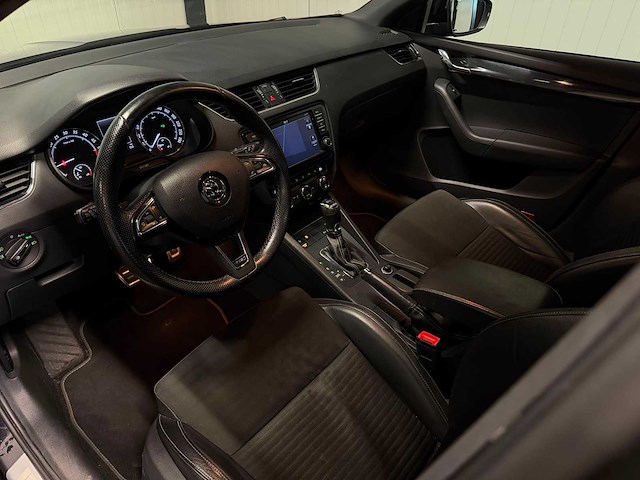 2014 - skoda - octavia combi - 2.0 tdi rs tf-732-n iaw - afbeelding 17 van  27