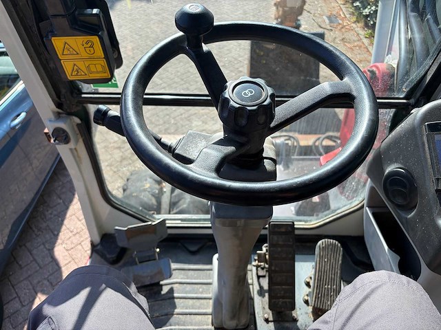 2014 - takeuchi - tb295w - banden graafmachine - afbeelding 19 van  29
