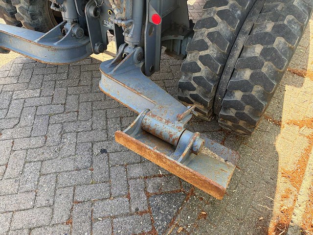 2014 - takeuchi - tb295w - banden graafmachine - afbeelding 21 van  28