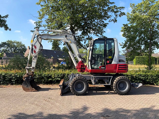 2014 - takeuchi - tb295w - banden graafmachine - afbeelding 1 van  28