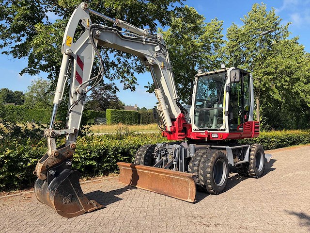 2014 - takeuchi - tb295w - banden graafmachine - afbeelding 4 van  28