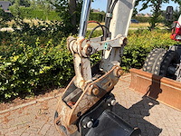 2014 - takeuchi - tb295w - banden graafmachine - afbeelding 6 van  28