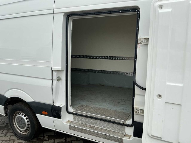 2014 - volkswagen - crafter - 35 2.0 tdi l2h3 - koelwagen/bedrijfswagen - afbeelding 4 van  5