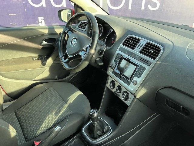 2014 - volkswagen - polo - 1.4 tdi bluemotion - car - afbeelding 9 van  11