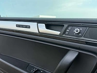 2014 - volkswagen - touareg - 3.0 tdi r-line 5-zns-93 iaw - afbeelding 15 van  23