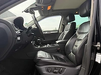2014 - volkswagen - touareg - 3.0 tdi r-line 5-zns-93 iaw - afbeelding 22 van  23
