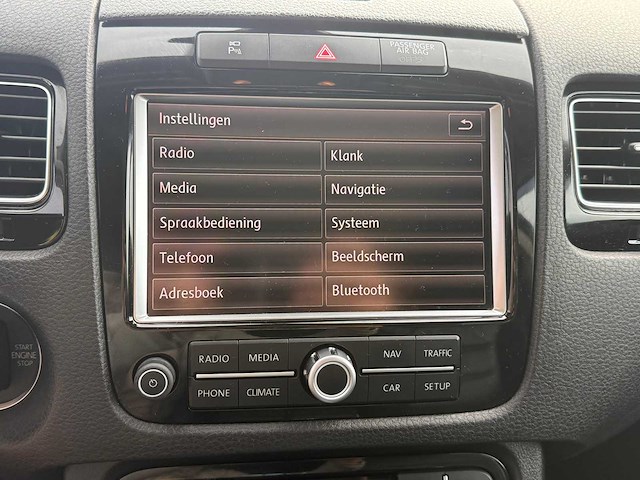 2014 - volkswagen - touareg - 3.0 tdi r-line 5-zns-93 iaw - afbeelding 11 van  23