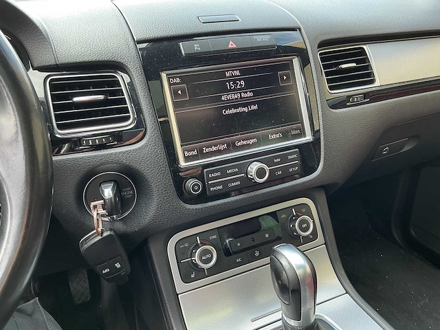 2014 - volkswagen - touareg - v6 diesel - car - afbeelding 10 van  30