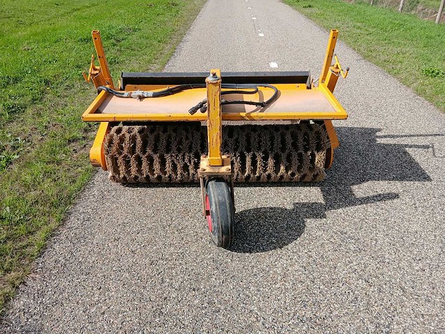 2014 ap ab 1750-2 veegmachine - afbeelding 10 van  17