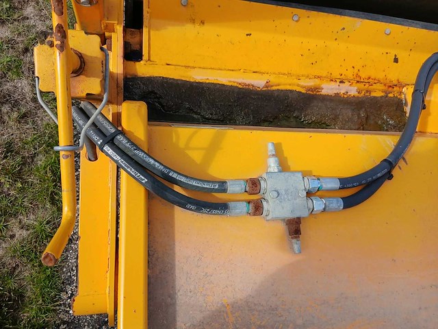 2014 ap ab 1750-2 veegmachine - afbeelding 16 van  17