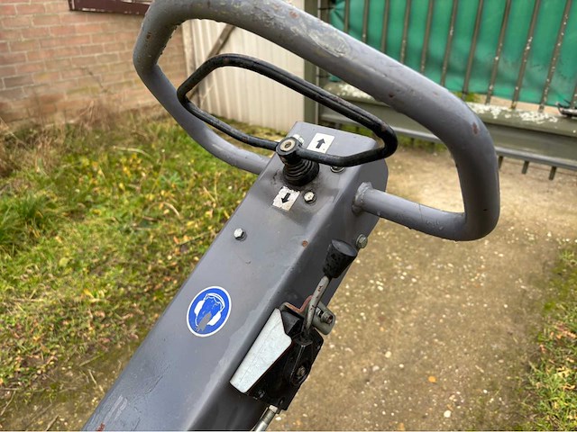 2014 atlas copco lg400 trilplaat - afbeelding 8 van  18