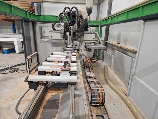 2014 biesse uniline 3200 cnc hout bewerkingcentrum - afbeelding 26 van  31